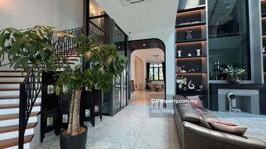 Modern & Beautiful 3 Storey Bungalow House 1