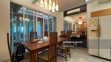 Rare 3 storey Levenue Link for sale  1