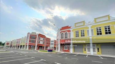 Ground Floor Shop Lot at Nanyang Street @ Austin Heights For Rent 1