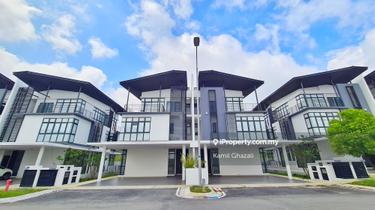 Pool & Lift Augusta Residence, Presint 12, Putrajaya 1