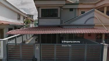 Spacious 550k landed home in Taman Eng Ann, Klang with 5-car park 1