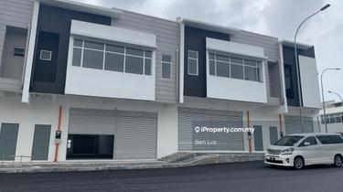 Com industrial park, Lot 1.5 Storey Link Factory Balakong Jaya  1
