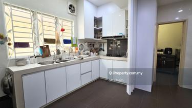 Fully Renovated Extended Spacious Kemuning Bayu 2 Storey Kota Kemuning 1