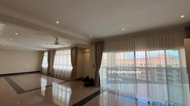 Newly refurbished penthouse 1