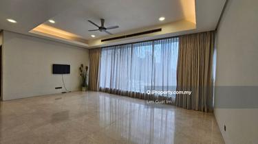 Fire sale,below cost! Unblocked Petronas Twin Tower view 1