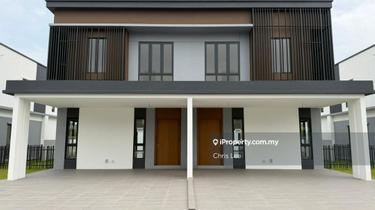 Bohemia @ Eco Sanctuary Area Specialist  1