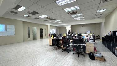 Spacious 3,869 Sqft Corner Office at Gaya @ Melawati with lift 1