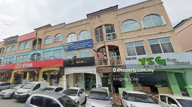 3 Storey Shop Lot Facing Road 1