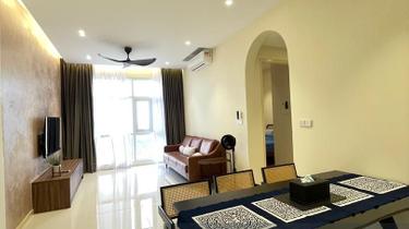 930sqft Fully furnished 1