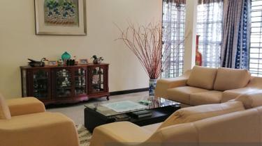 Classical Bungalow for Sale Subang Heights 1