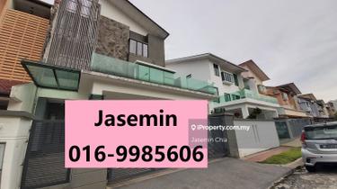Semi-D house for Sale. Gated Guarded 1