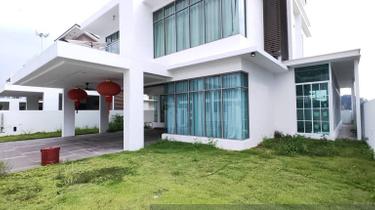 98 Residence 2 Storey Bungalow Fully Renovated Guarded in Bukit Minyak 1