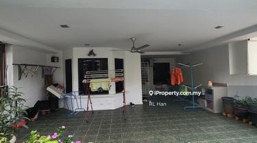 Enhanced with full-scale renovations and dual-level extension 1