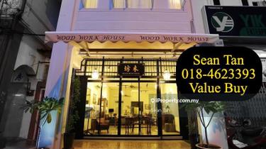 Well Maintain Herritage Property for sale with below Market price 1