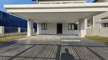 Freehold, Brand new Semi-D, Gated & Guarded, Partly Furnished 1