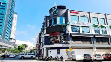 Extra Parking 62x75 Corner Shop (Ground Floor) Bandar Puteri Puchong 1