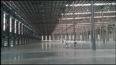 Warehouse with loading bays for rent at prime location Subang 1