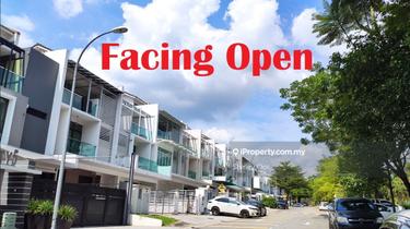 House facing open, gated guarded community 1