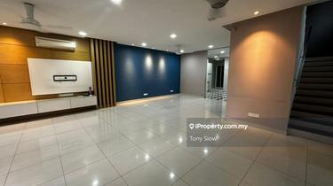 Renovated 2.5 storey Zero Lot Bungalow for Sale 1
