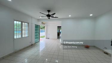 End Lot With Land, Taman Megah 2sty, Kepong 1