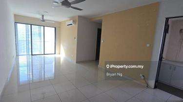 Basic Unit , Kept Well Condition,  2 Car Park ,Below Market Value 1