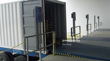 Detached Factory West Port with loading bay 1