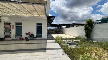 Bukit indah 8 avenue, Corner Lot, North West 1