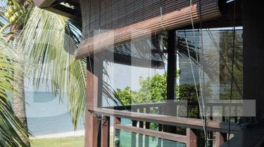 Premium Beach House - Direct Access to Sandy Beach! 1