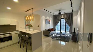 C H E A P! Nice ID & Balcony unit you will love it! 1
