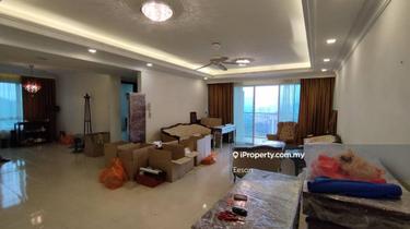 Riana Green East! Nice Reno! Best Deal! Perfect Location! Full Loan! 1