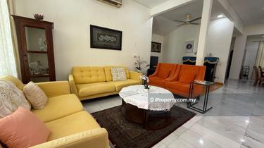 1-storey corner B'glow. Flat land. 5 rooms. East  1