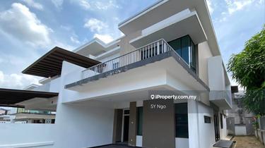 Rare unit, Gated & Guarded Cluster Located at Tun Aminah  1