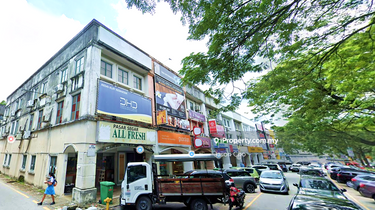 Exclusive 3 Storey Shop at Bandar Sri Damansara 1