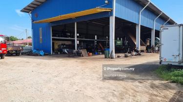 1 acre land with warehouse for sale at Puchong 17500 built up factory 1