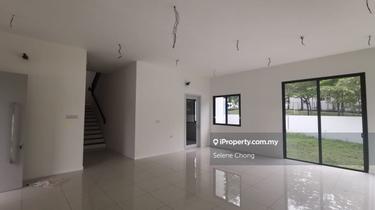 Semi-D house for Sale 1
