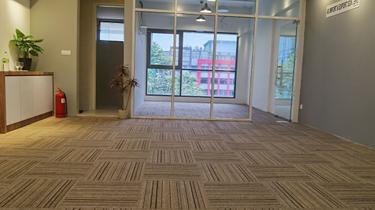 Office for Rent 1