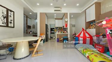 Cheap Nice Luxury Condo with Private Garden at Emerald Hills  1