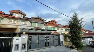 Sri Gombak 2.5 Storey House For Sale 1