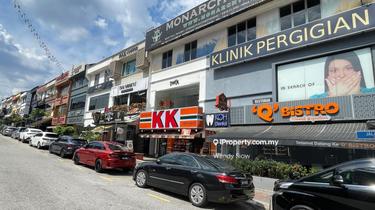 Shoplots Jalan Maarof Jalan Telawi  1
