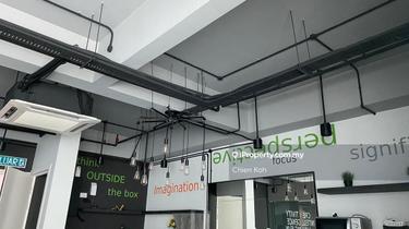 Office in Tropicana Avenue for sale, fully furnished 1