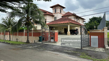 Freehold Double Storey Bungalow Country Heights Kajang For Sale 1