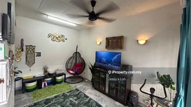 Walking distance to Bestari International school 1