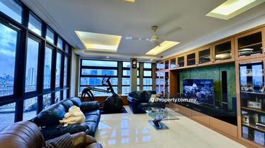Condominium with landed property size 1