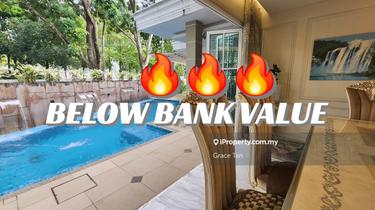 Corner 2.5sty bungalow with pool.  Selling Below bank value !! 1