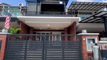 Fully Renovated 1