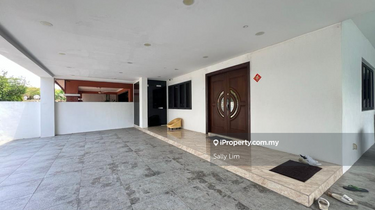 Bandar Kinrara Corner  1