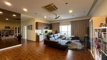 Unique 1735 sqft Gem at Windsor with 2 Carparks Move In Ready 1