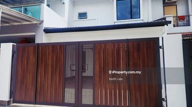 Newly renovated & near bandar tun hussien oon MRT station 1