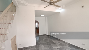 Newly Painted End Lot 2 Storey House @ Puchong Jaya for Sale 1