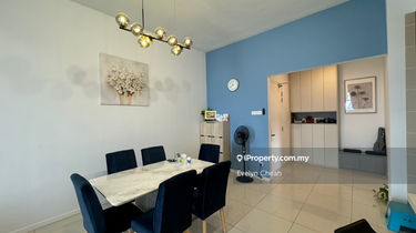 The Waltz Residence Well maintain for Sale 1